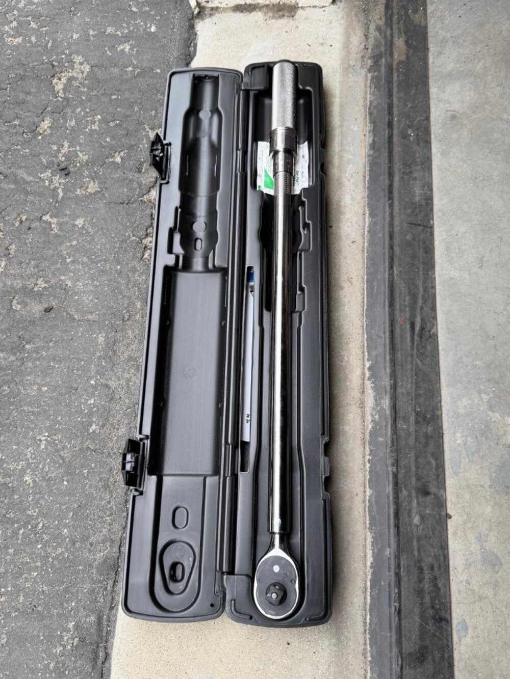 CDI 2503MFRMH | CDI 1/2" Drive Micrometer Torque Wrench 30-250 Ft/Lb, 24"